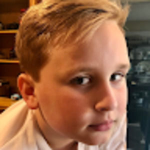 Meet your Posher, Eli